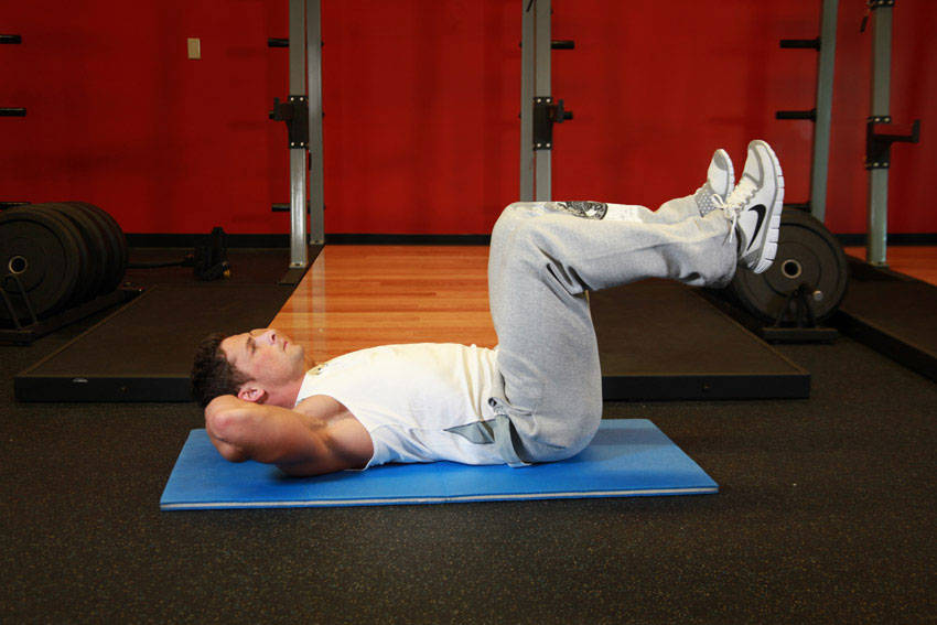 Abdominal bicicleta — posição inicial