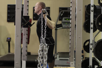 Box squat com correntes